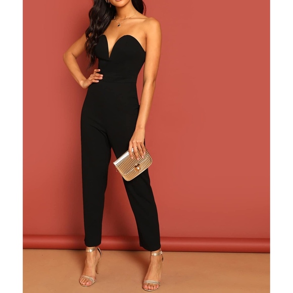 Black Sweetheart Wire Neckline Cocktail Jumpsuit - Picture 5 of 6
